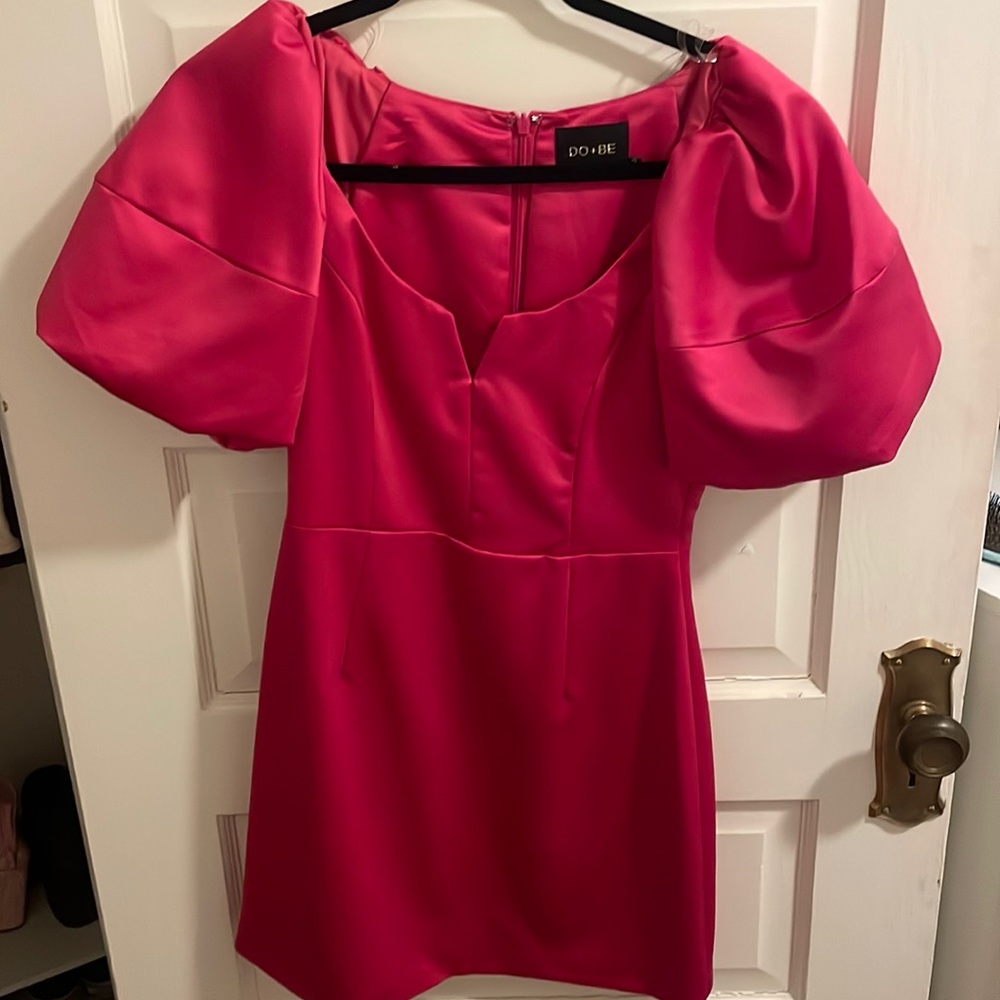 pink puff sleeve dress